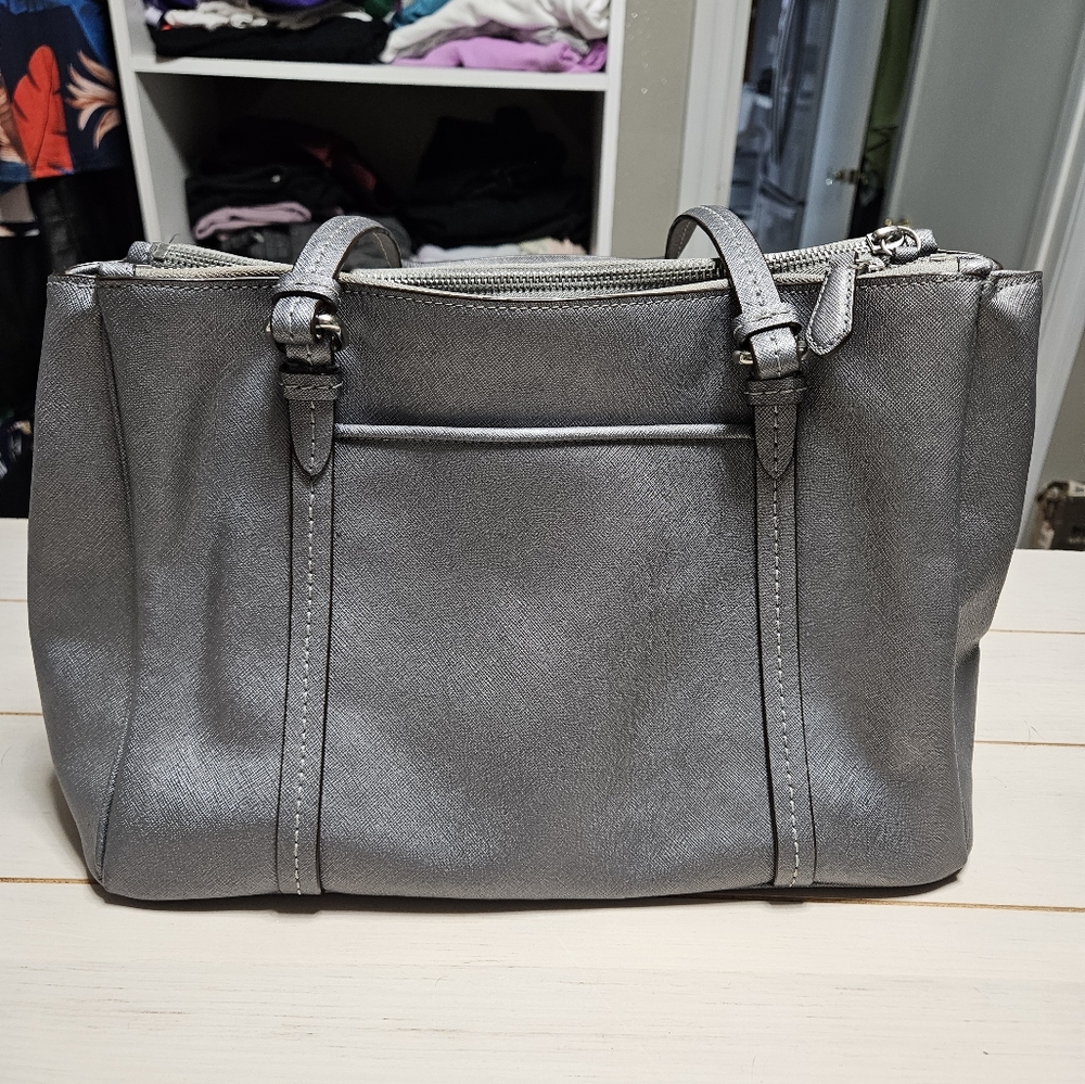 Authentic Coach Purse - Picture 3 of 4